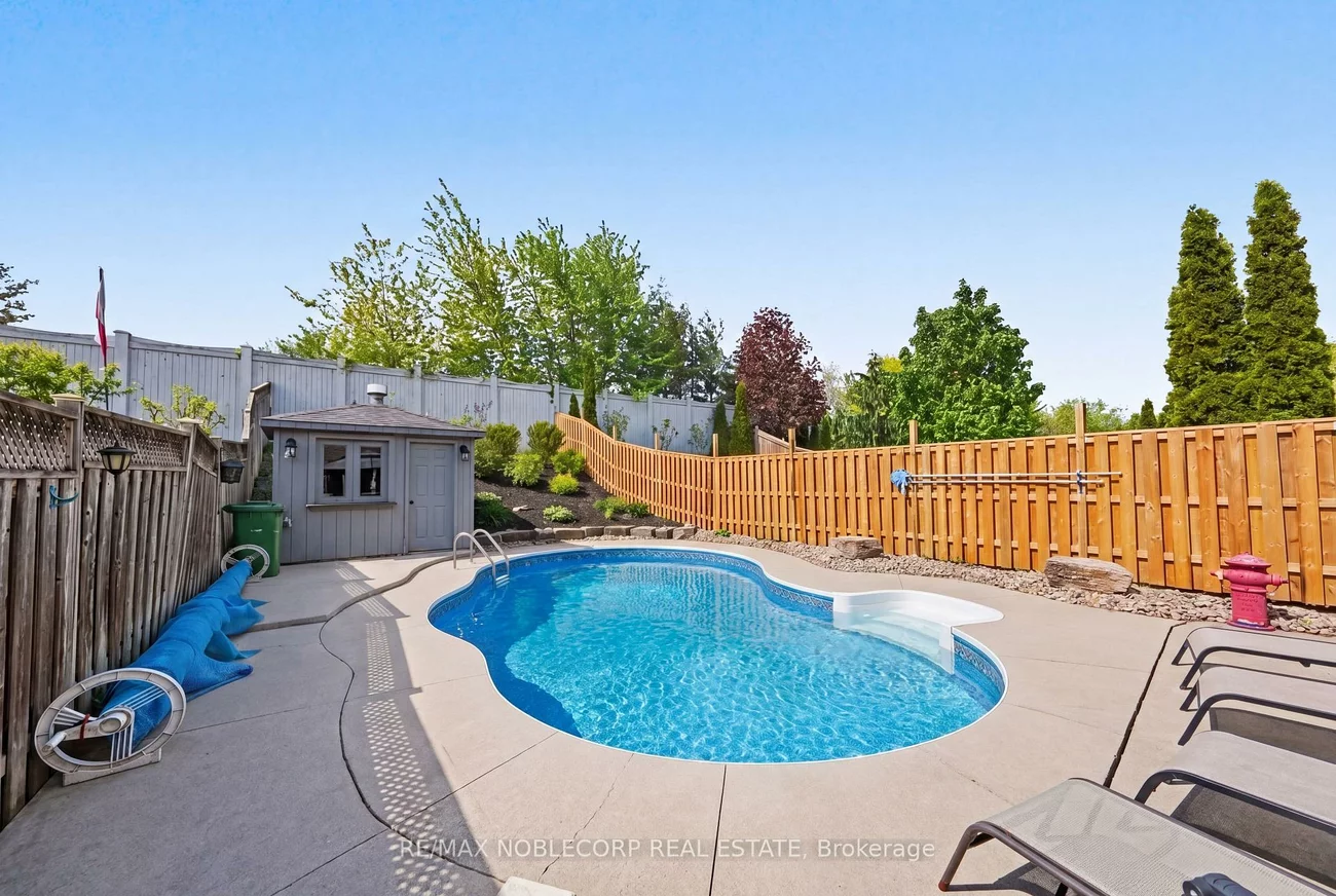 12, Waterbury, Bolton East, Caledon
