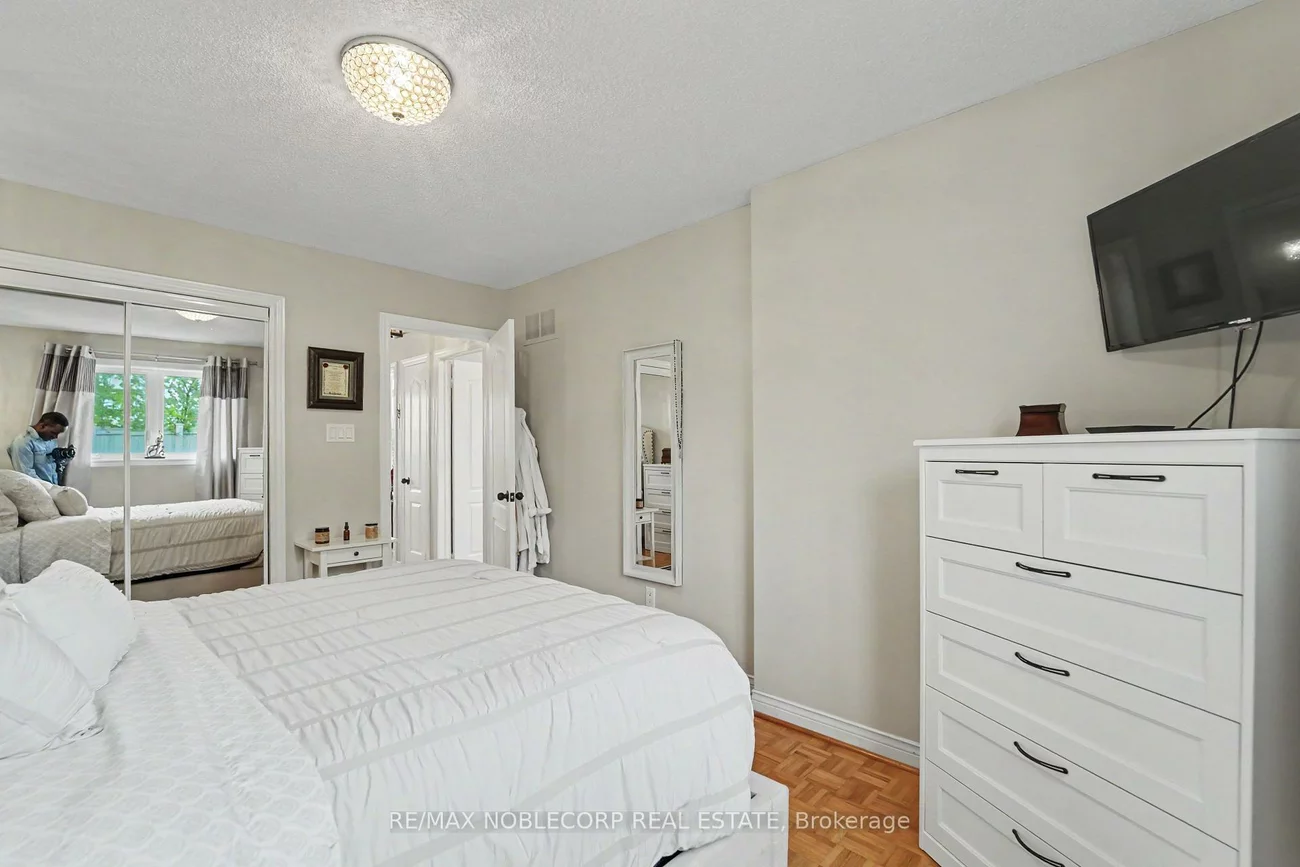12, Waterbury, Bolton East, Caledon