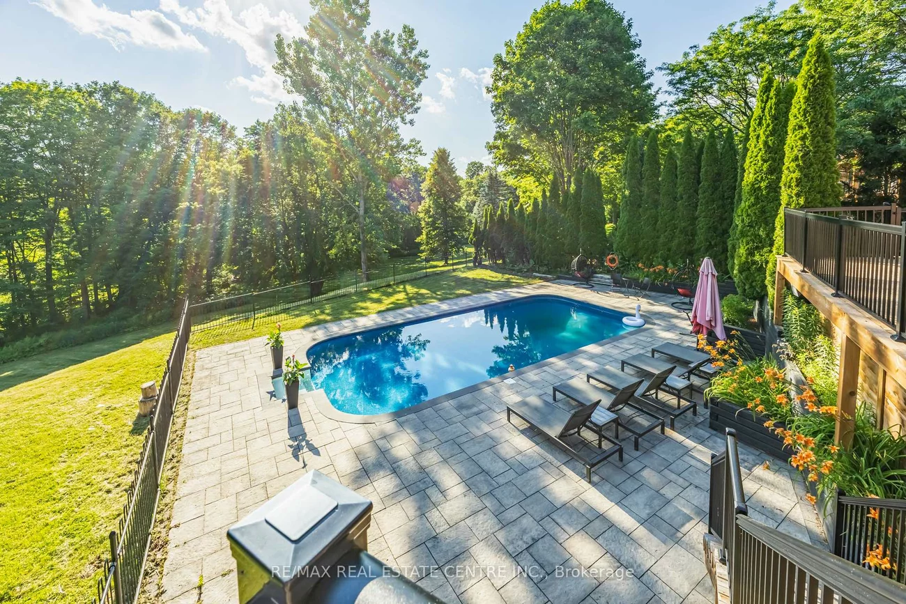 6, Country Lane, Palgrave, Caledon