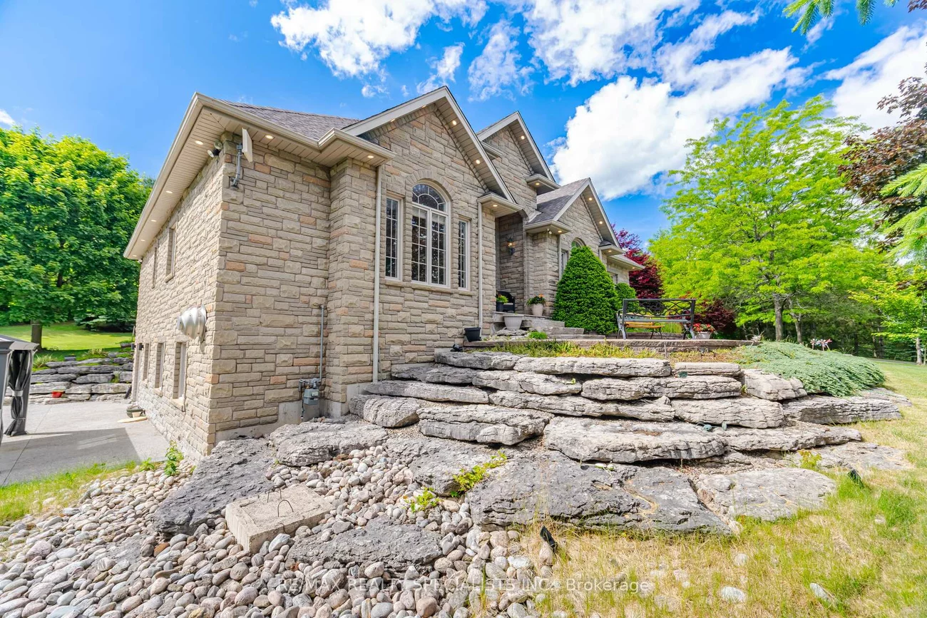 10, Valley Hill, Palgrave, Caledon