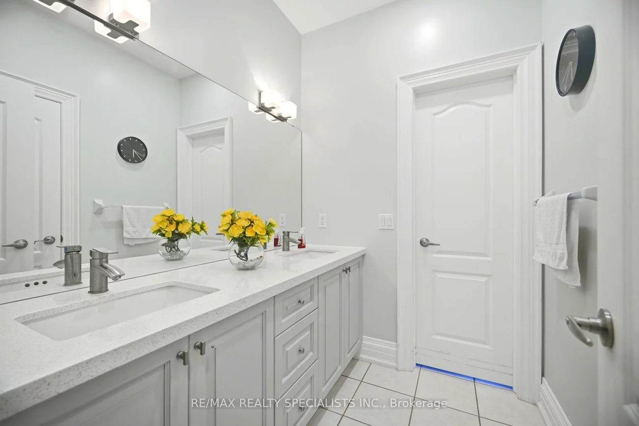 10, Valley Hill, Palgrave, Caledon