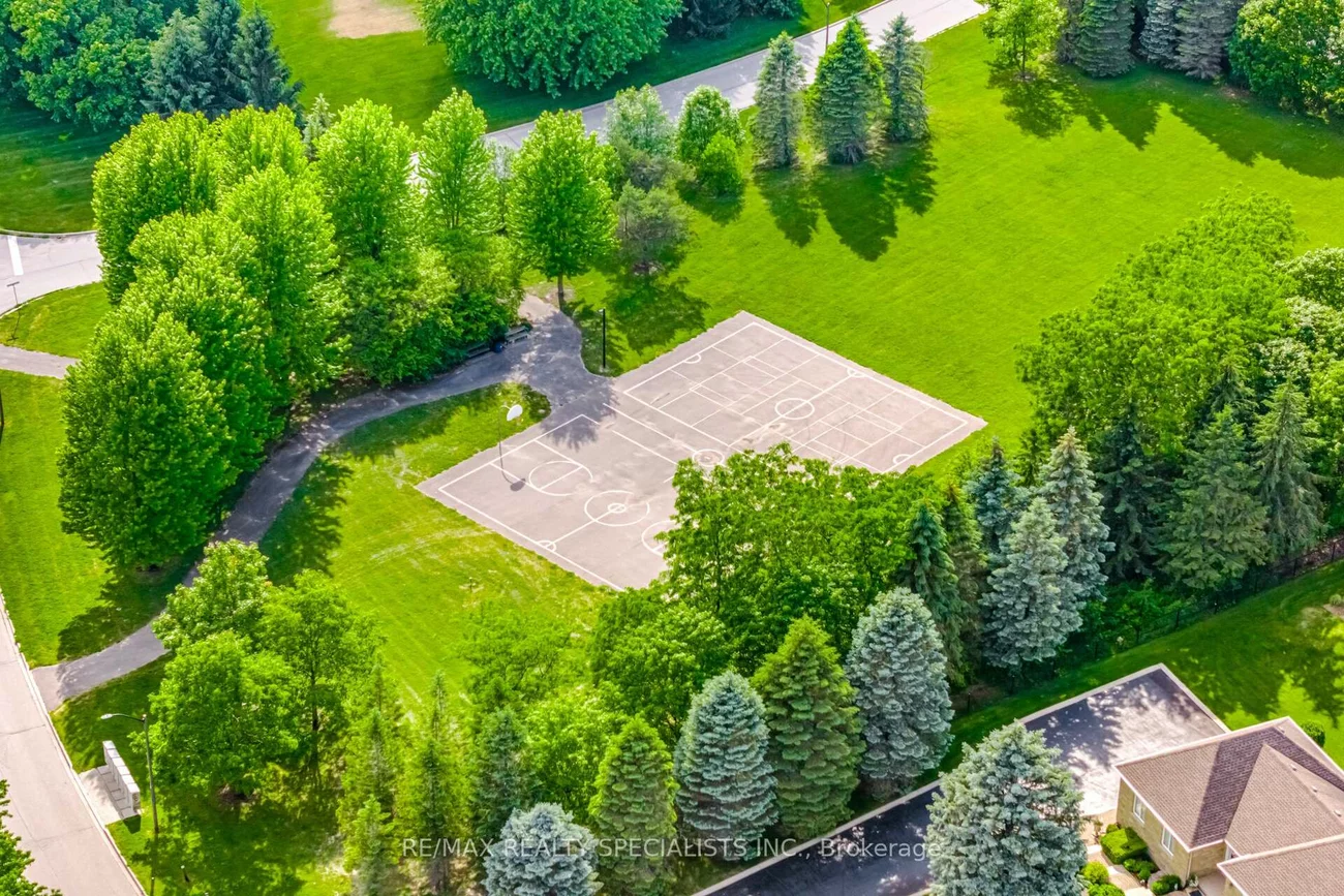 10, Valley Hill, Palgrave, Caledon