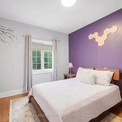 10, Valley Hill, Palgrave, Caledon