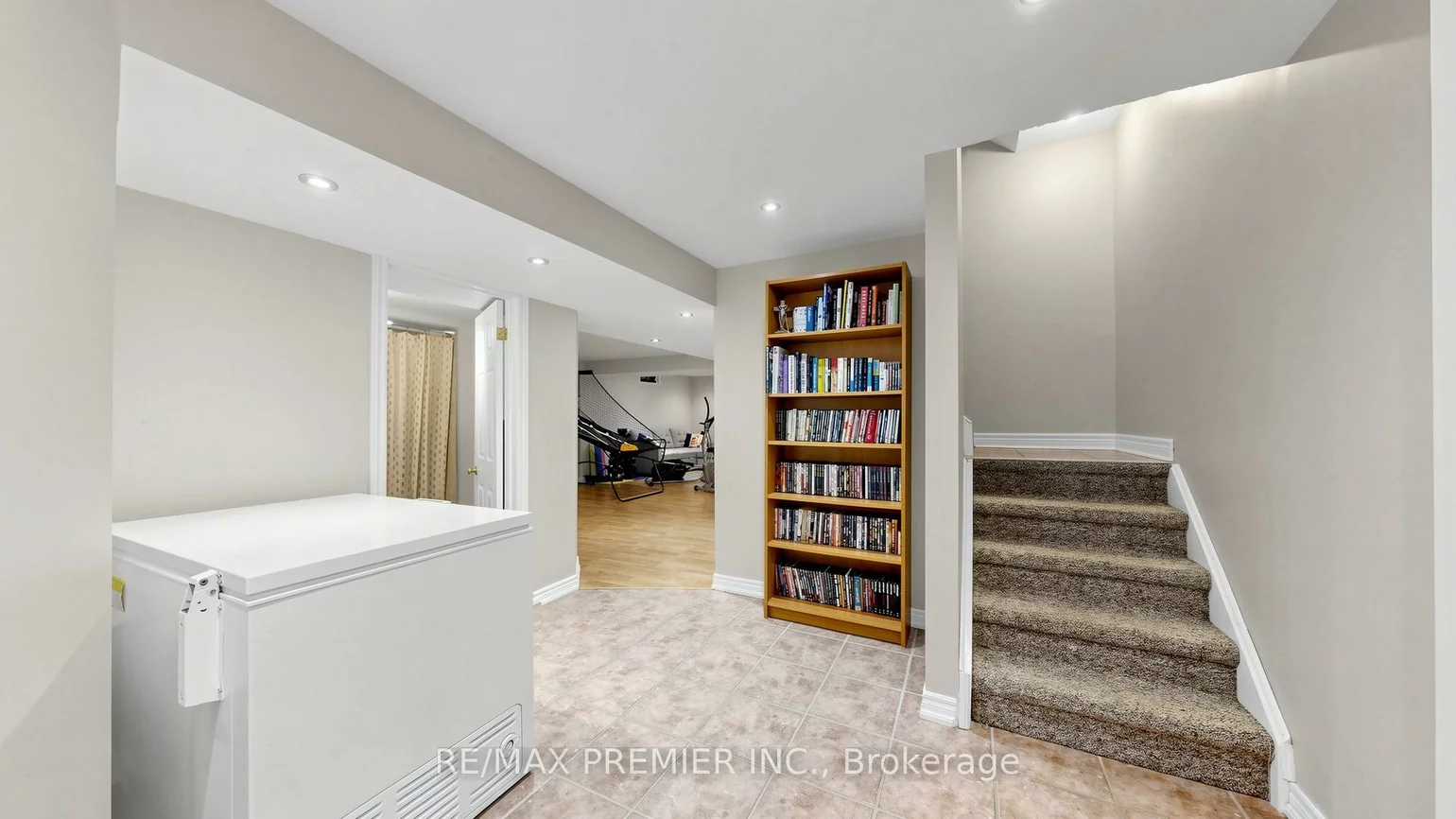 6, Terrastone, Bolton West, Caledon