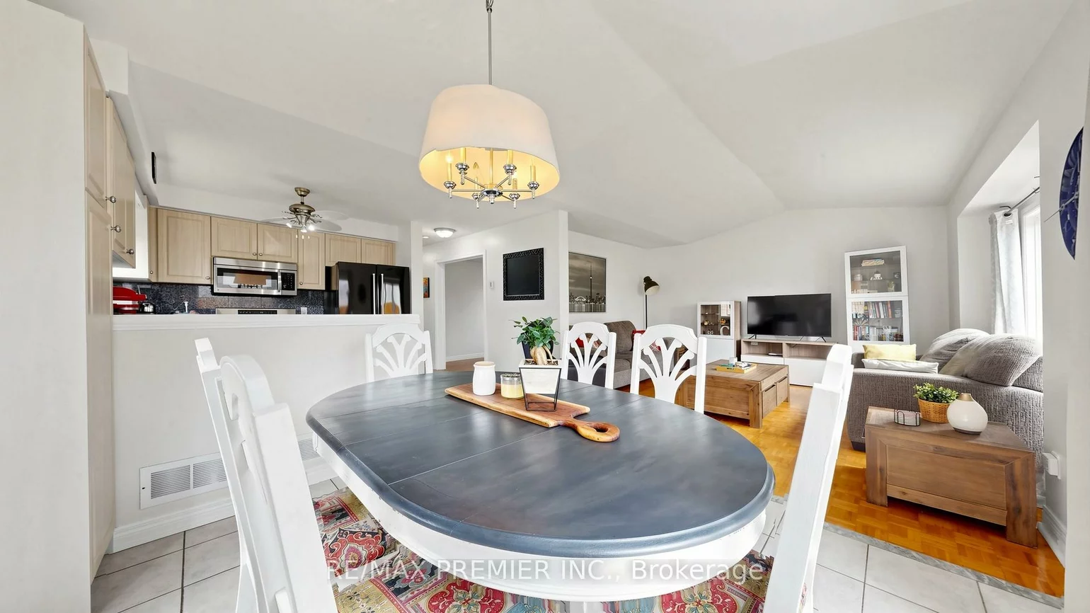 6, Terrastone, Bolton West, Caledon