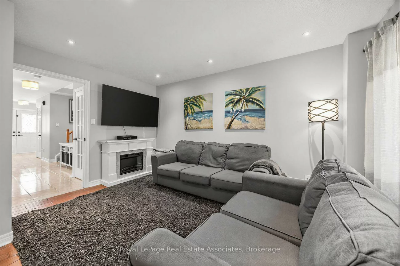 25, Rolling Hills, Bolton West, Caledon