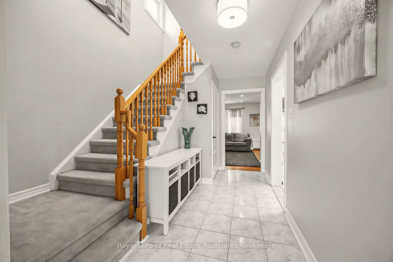 25, Rolling Hills, Bolton West, Caledon