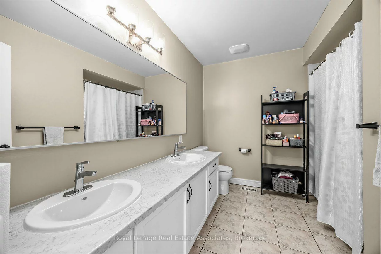 25, Rolling Hills, Bolton West, Caledon