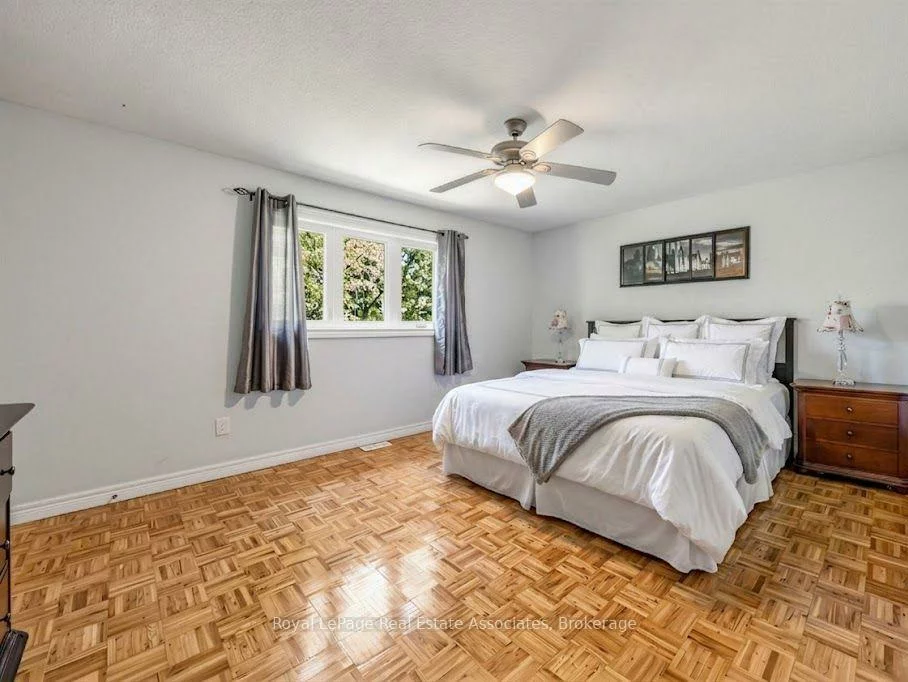 25, Rolling Hills, Bolton West, Caledon
