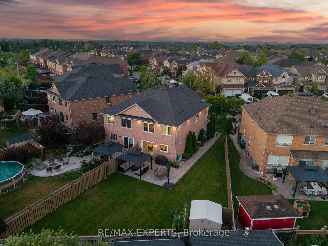 86, Humbershed, Bolton West, Caledon