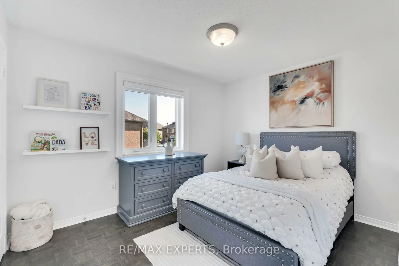 86, Humbershed, Bolton West, Caledon