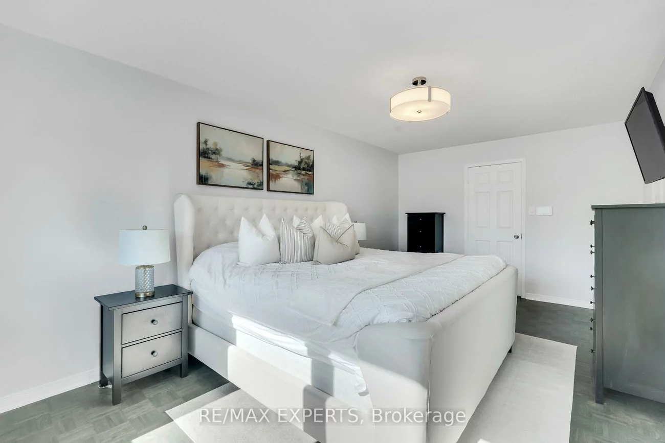 86, Humbershed, Bolton West, Caledon