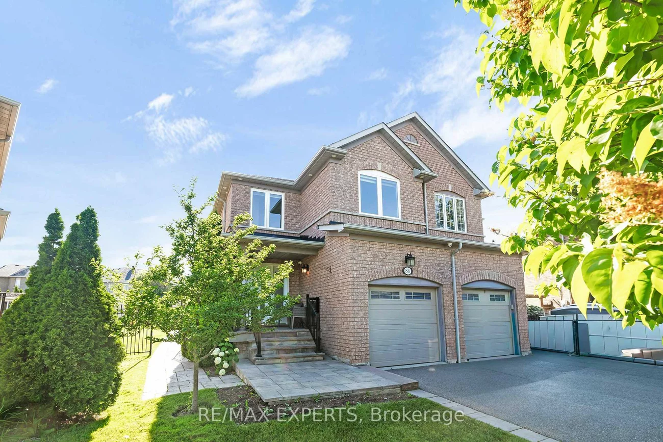 86, Humbershed, Bolton West, Caledon