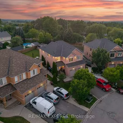86, Humbershed, Bolton West, Caledon
