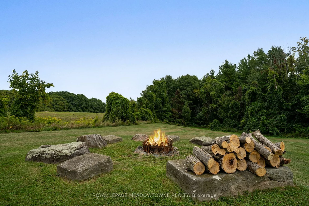 2097, Grange, Rural Caledon, Caledon