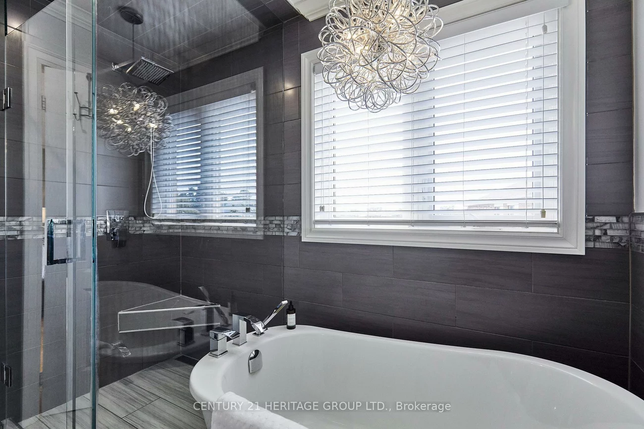 17, Shangrila, Bolton West, Caledon