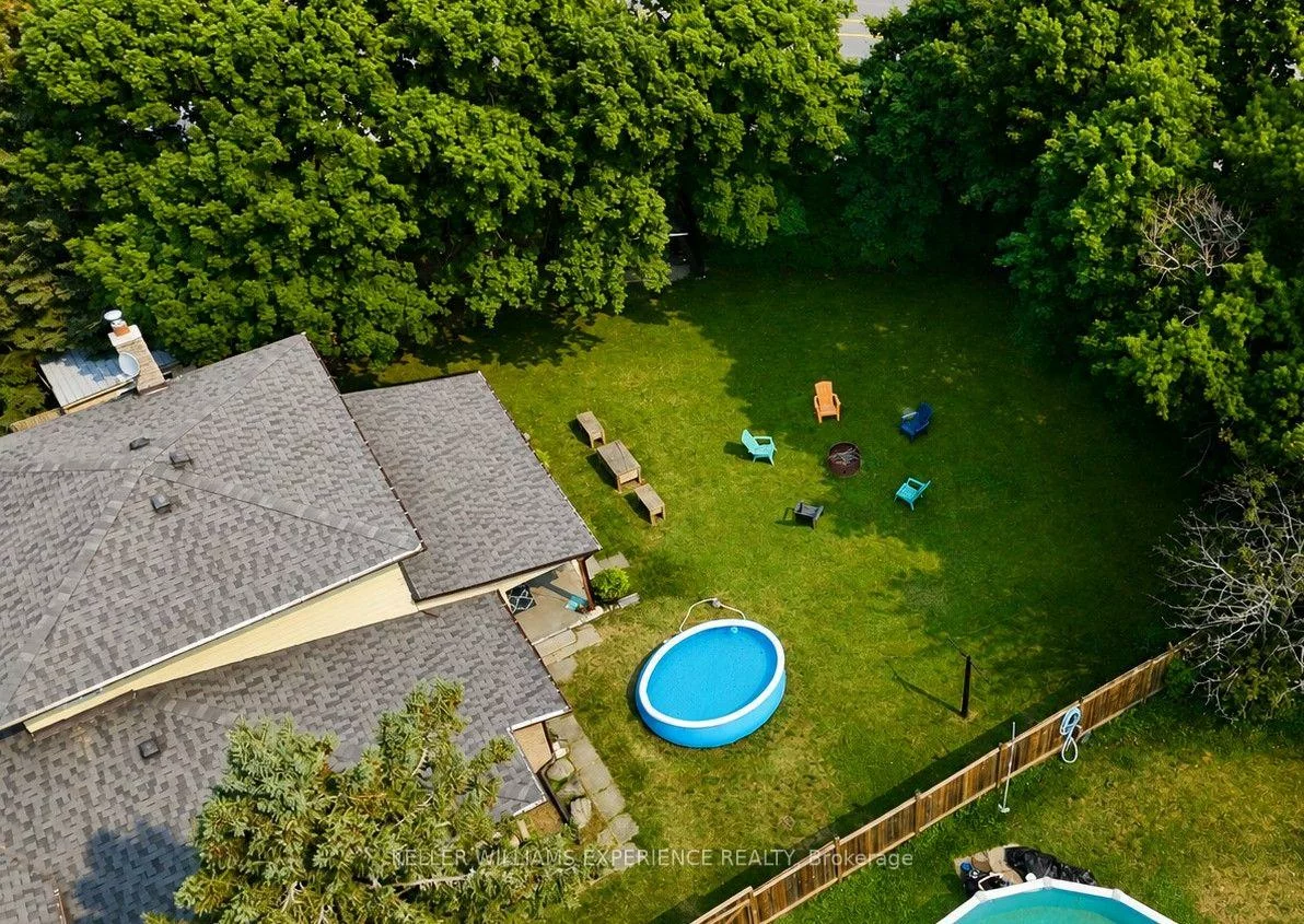 9, Palace, Mono Mills, Caledon