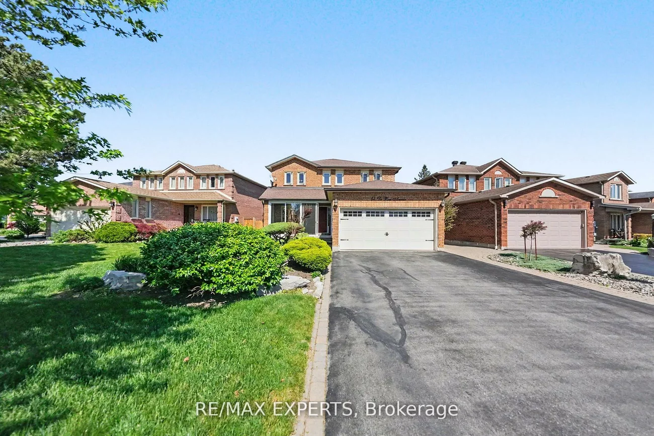 54, De Rose, Bolton West, Caledon