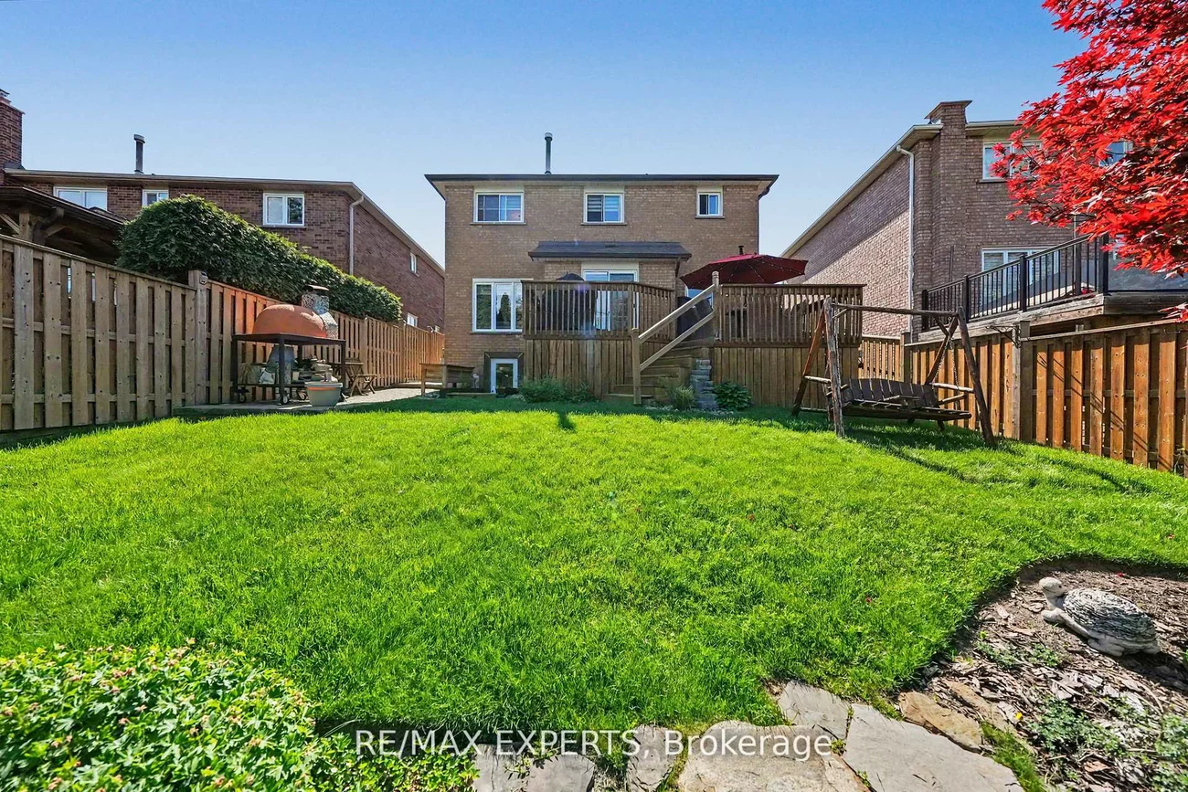54, De Rose, Bolton West, Caledon
