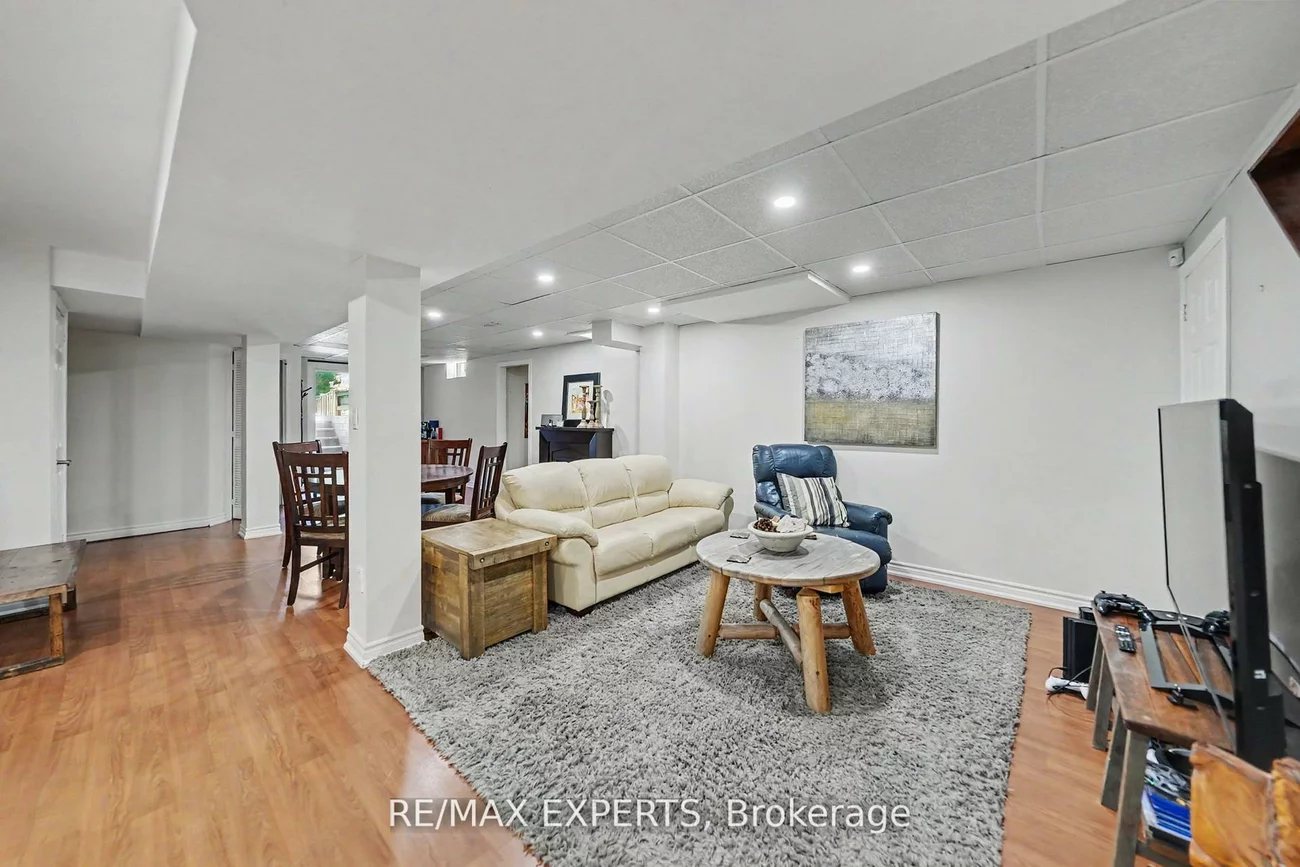 54, De Rose, Bolton West, Caledon