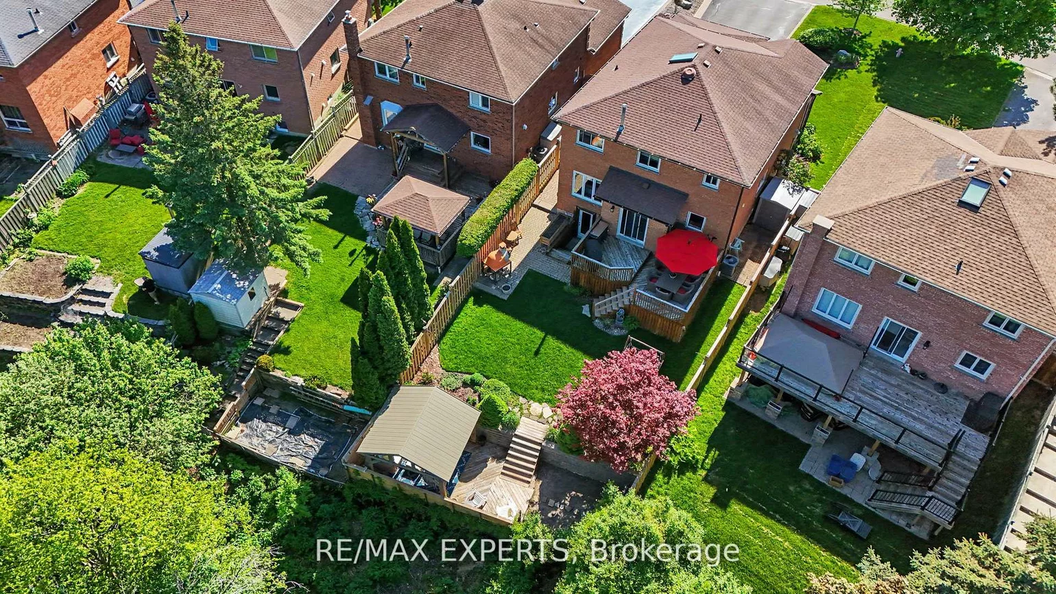 54, De Rose, Bolton West, Caledon