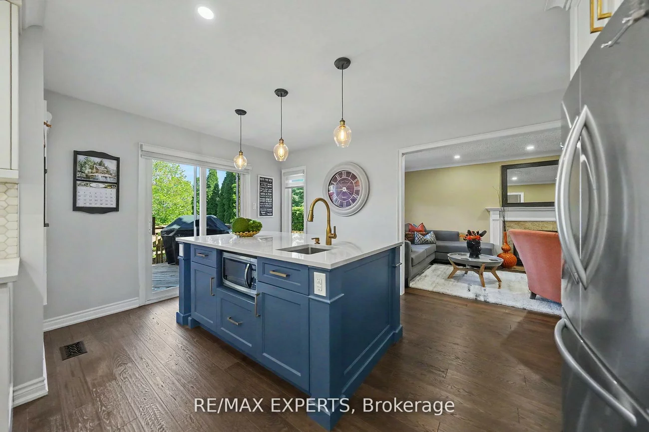 54, De Rose, Bolton West, Caledon