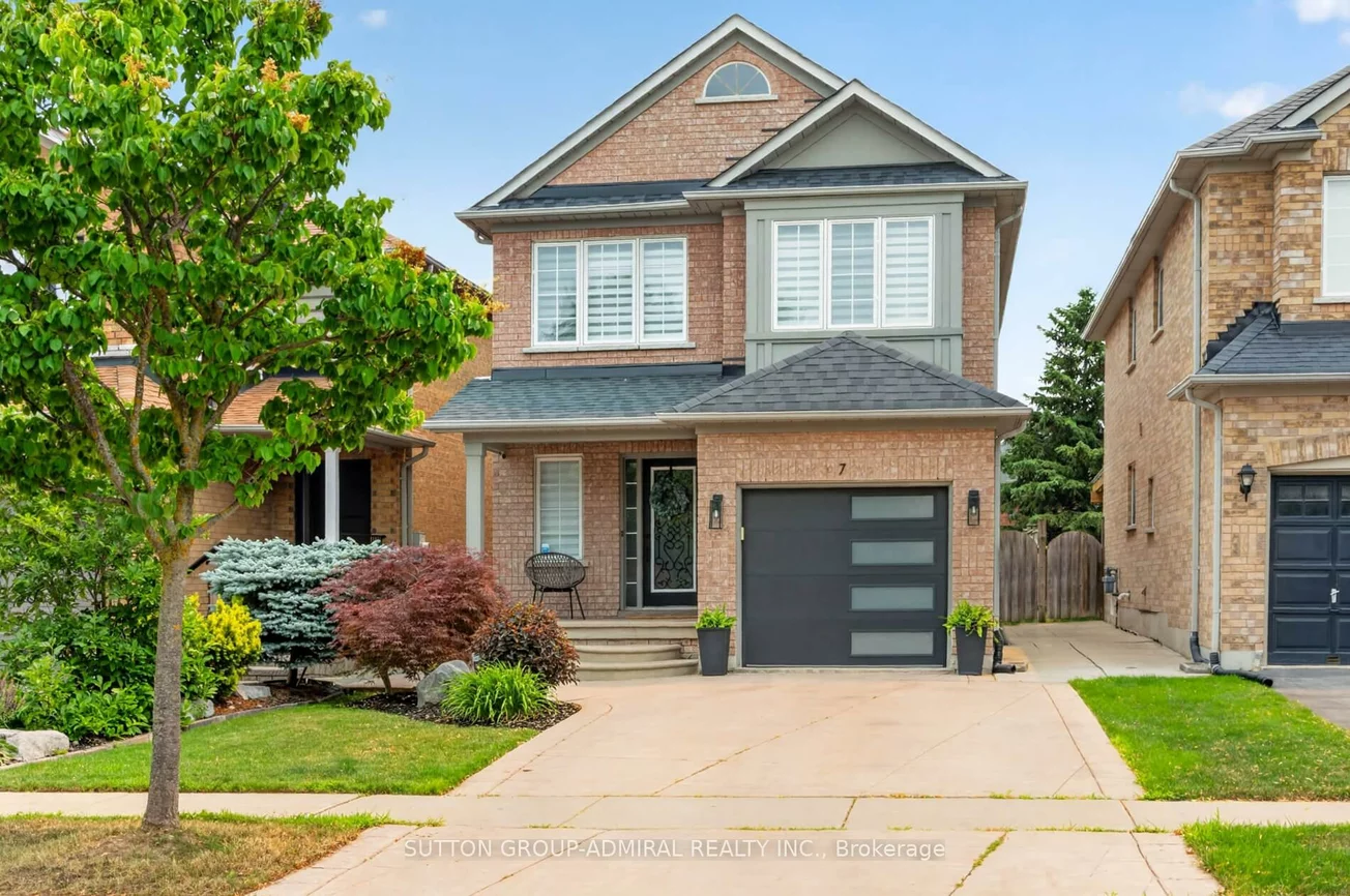 7, Emily Carr, Bolton West, Caledon