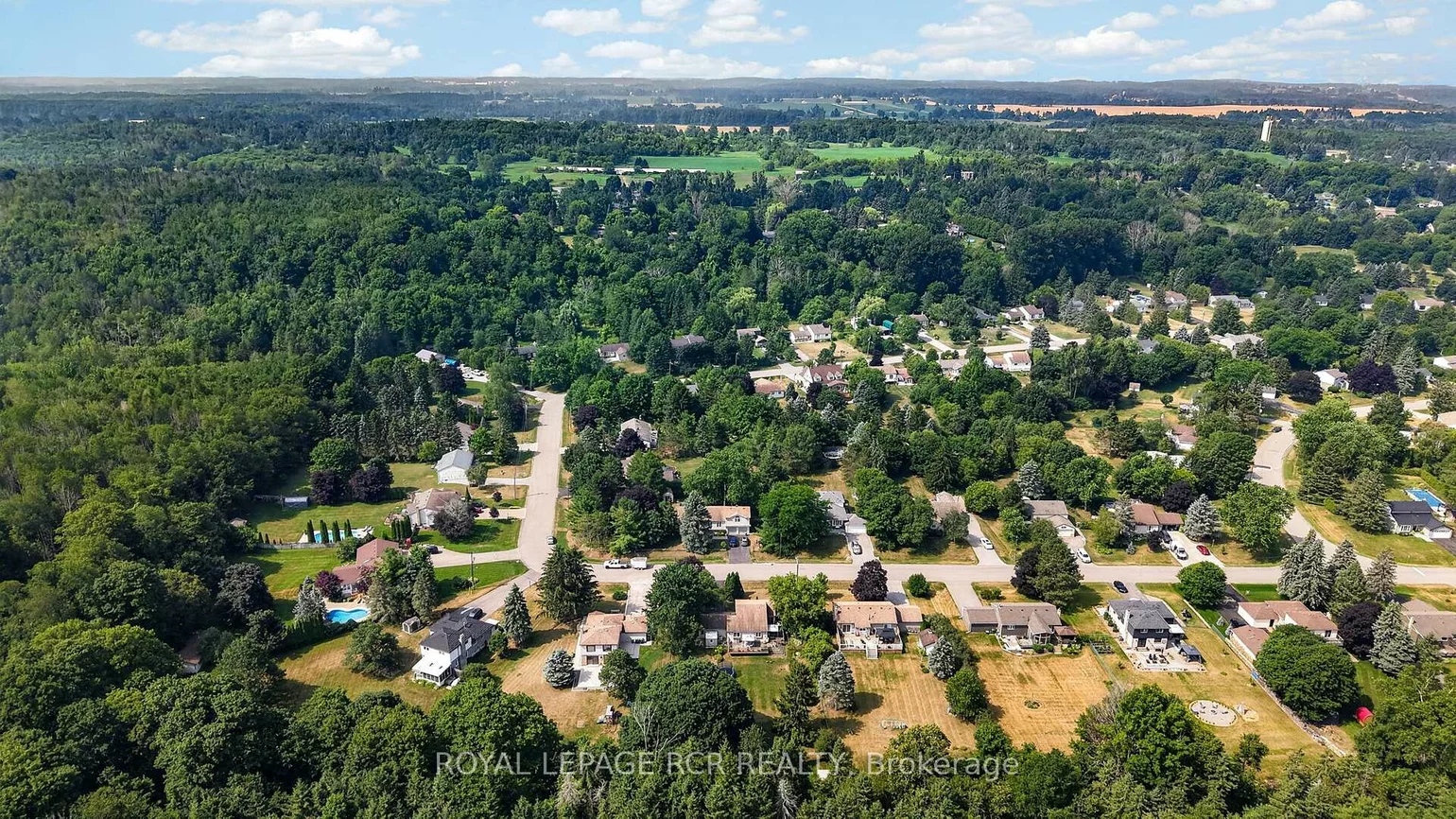 60, Holmes, Mono Mills, Caledon