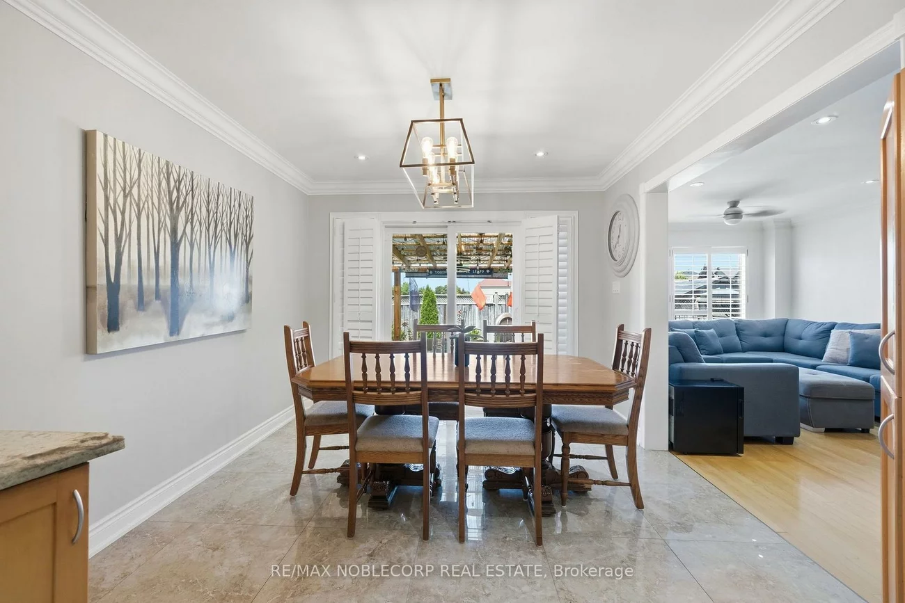 111, Emily Carr, Bolton West, Caledon