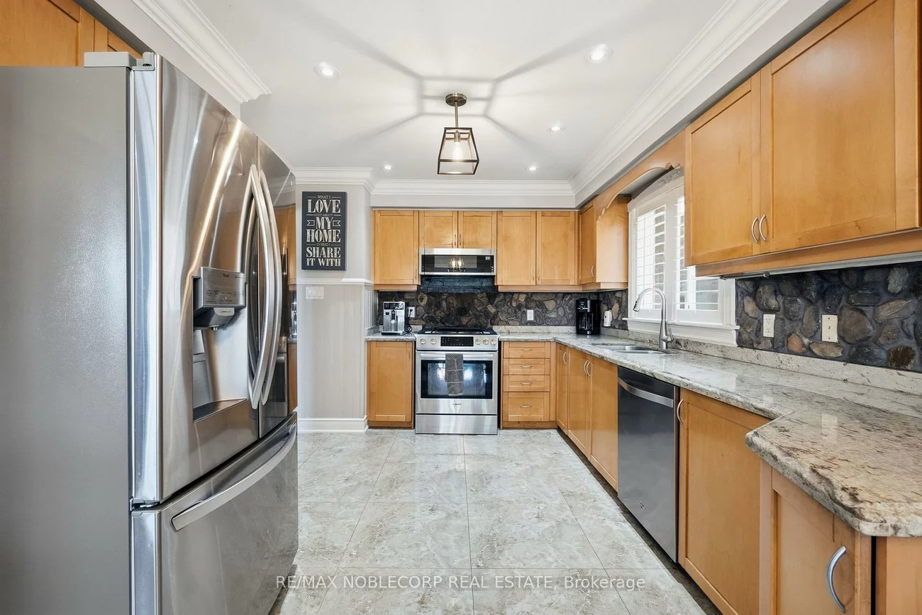 111, Emily Carr, Bolton West, Caledon