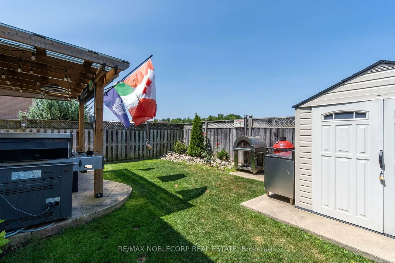 111, Emily Carr, Bolton West, Caledon