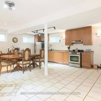 63, Rolling Hills, Bolton West, Caledon