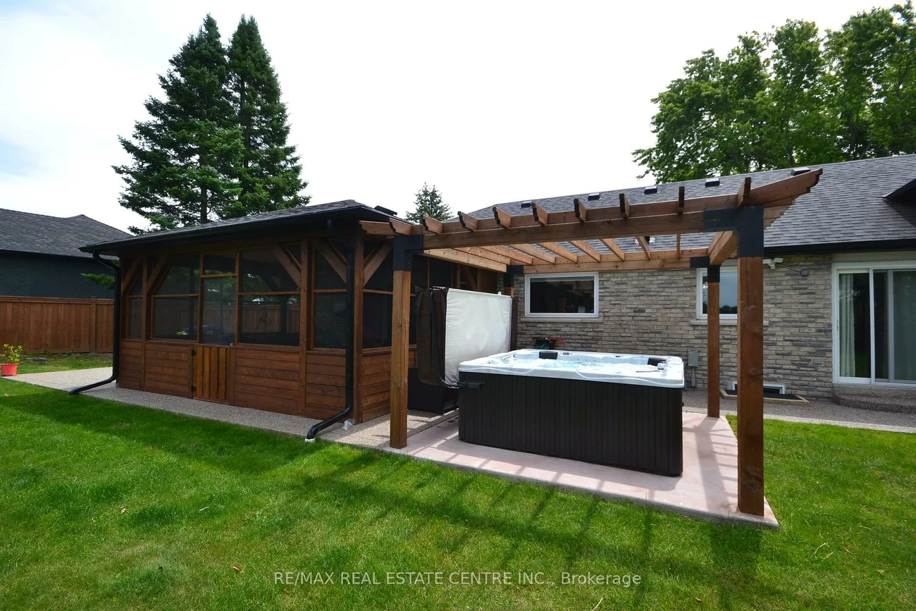 8, Kevinwood, Caledon Village, Caledon