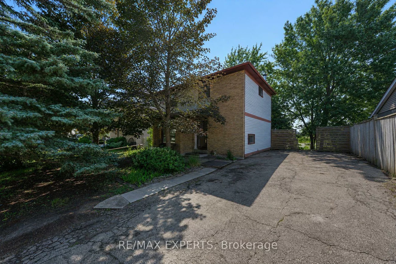 74, Downey, Bolton East, Caledon