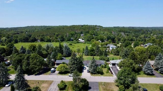 26, Davis, Alton, Caledon