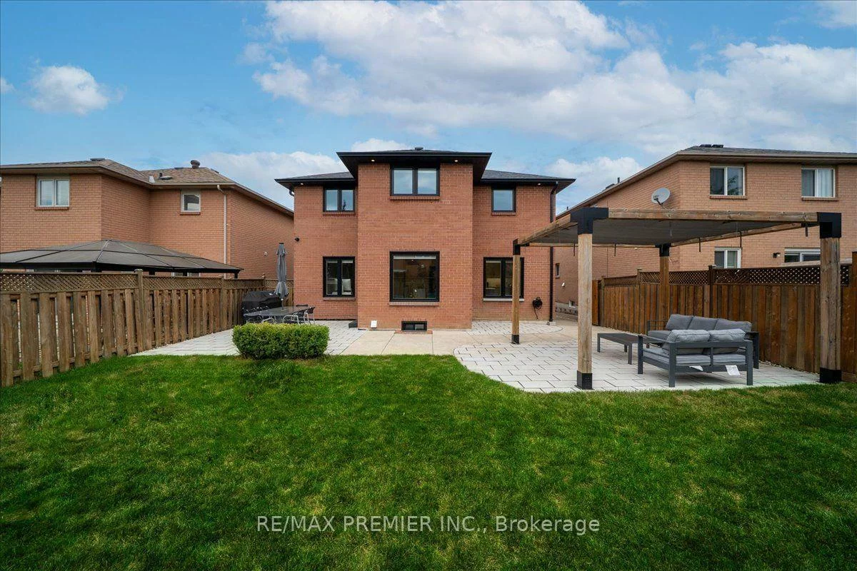 23, Berrydown, Bolton East, Caledon