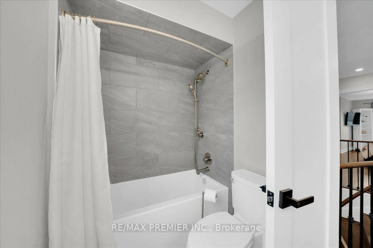 23, Berrydown, Bolton East, Caledon