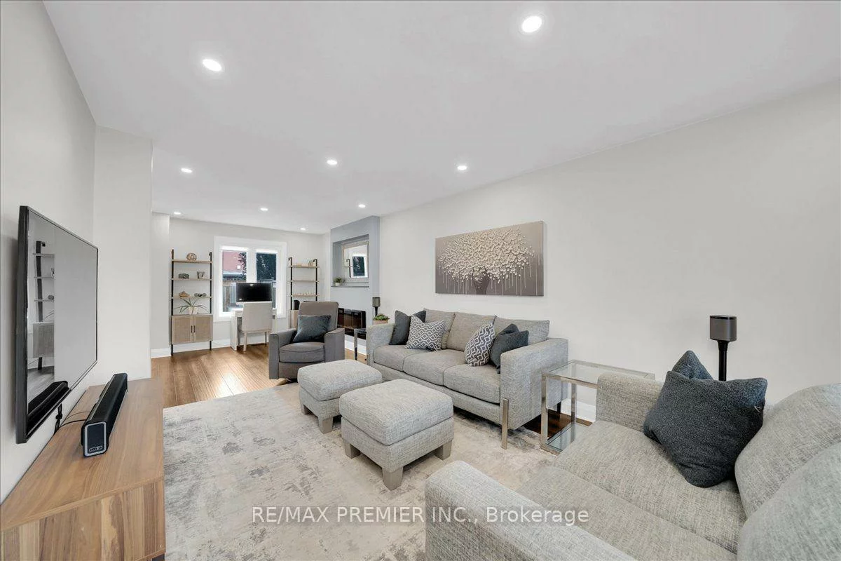 23, Berrydown, Bolton East, Caledon