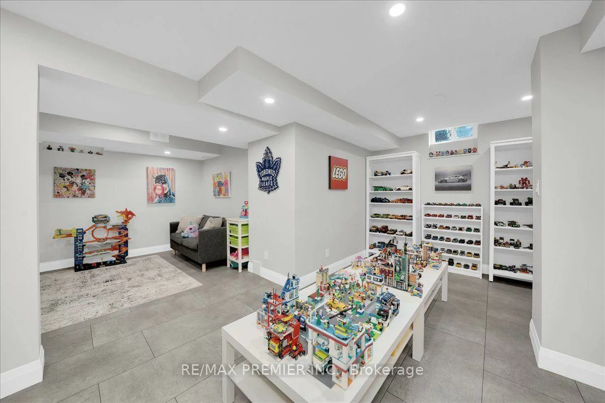 23, Berrydown, Bolton East, Caledon