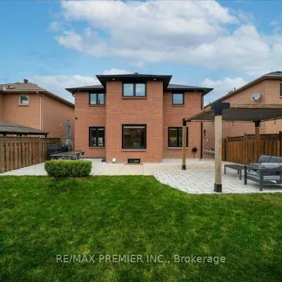 23, Berrydown, Bolton East, Caledon