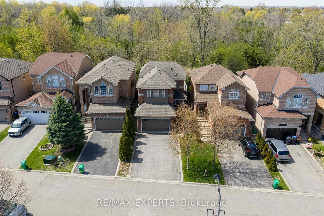 28, Crestridge, Bolton North, Caledon