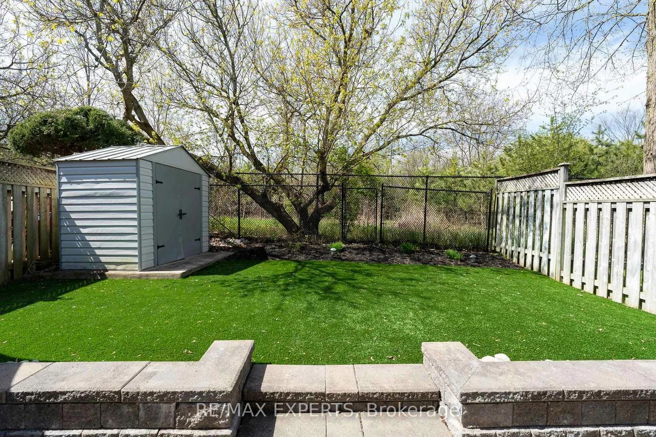 28, Crestridge, Bolton North, Caledon