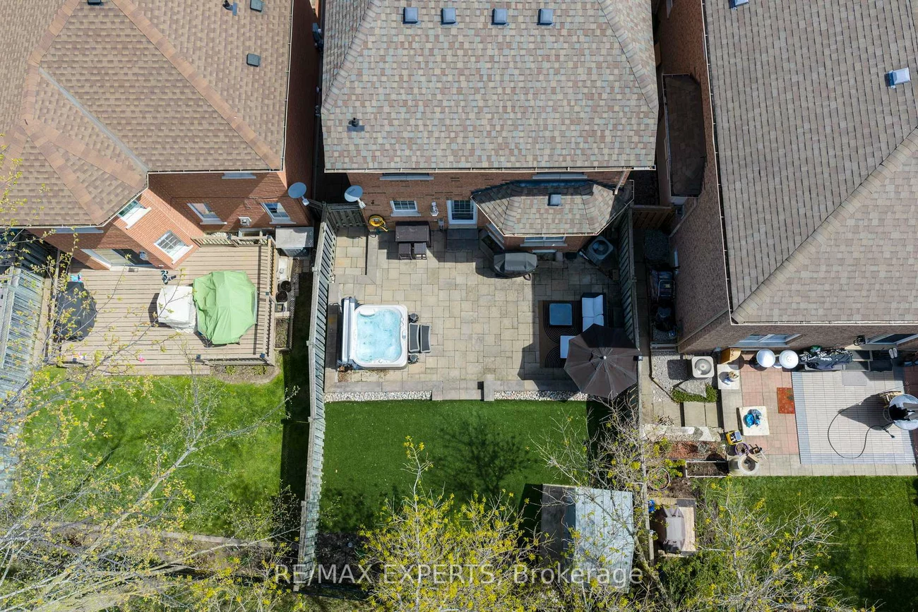 28, Crestridge, Bolton North, Caledon