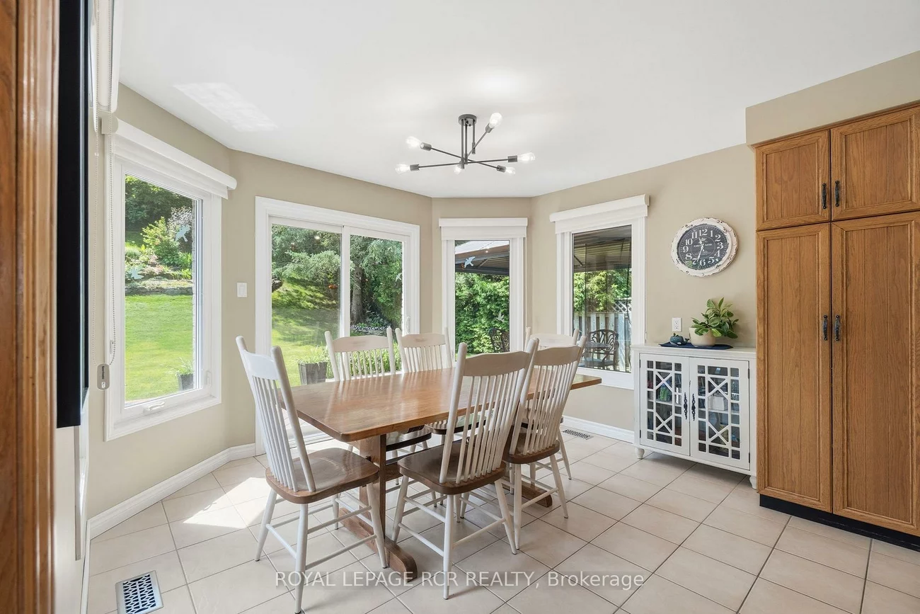 9, Doepath, Bolton West, Caledon