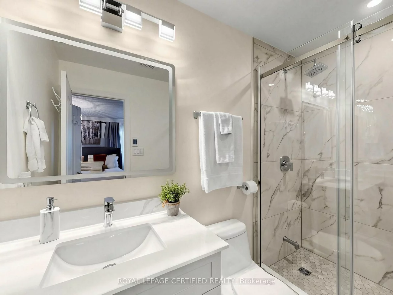 102, Grapevine, Bolton West, Caledon