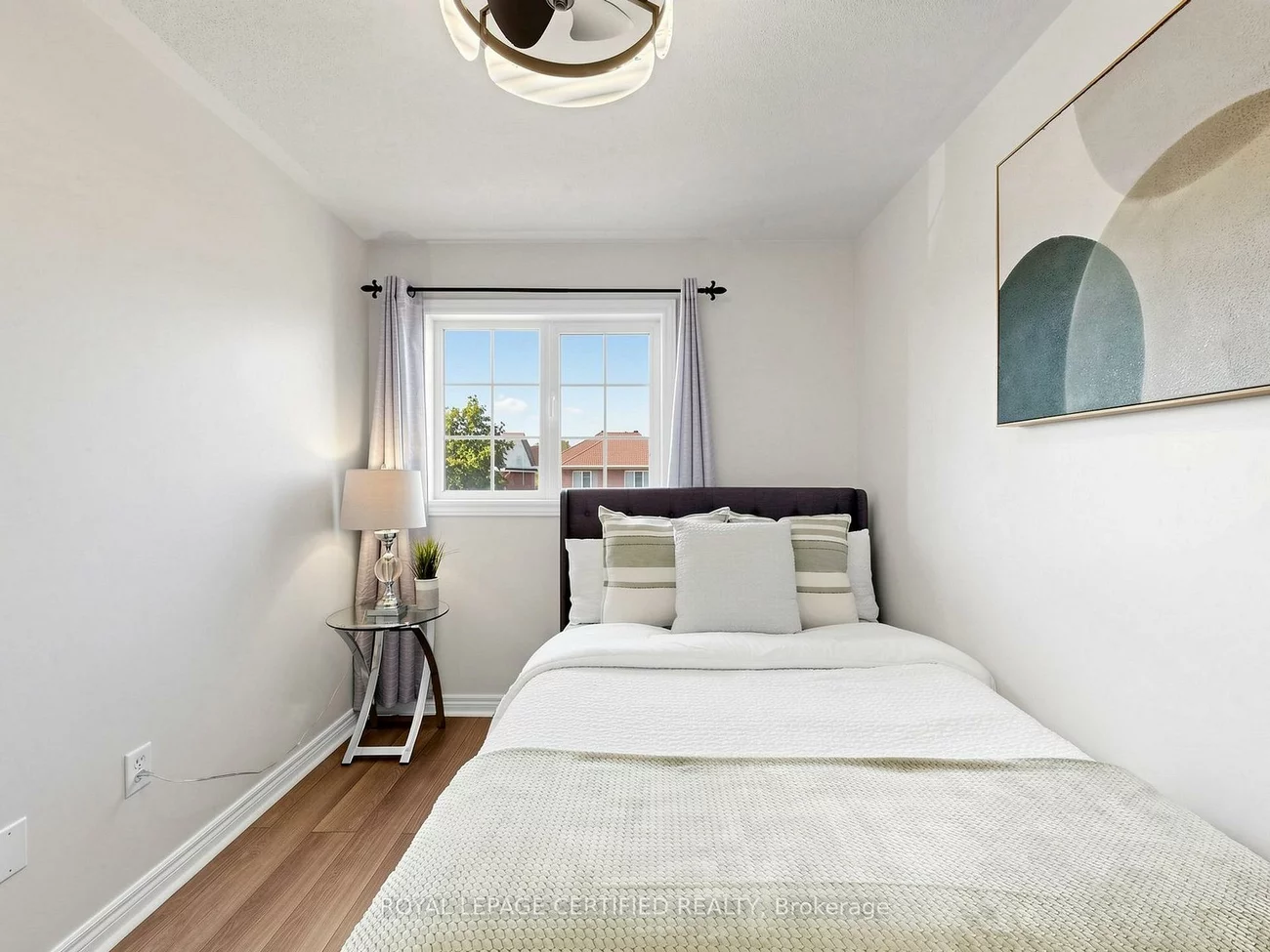 102, Grapevine, Bolton West, Caledon