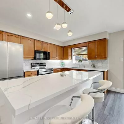 102, Grapevine, Bolton West, Caledon