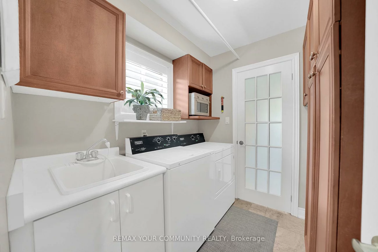 127, Waterbury, Bolton East, Caledon