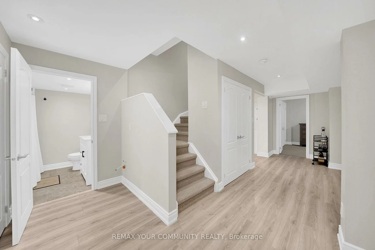 127, Waterbury, Bolton East, Caledon