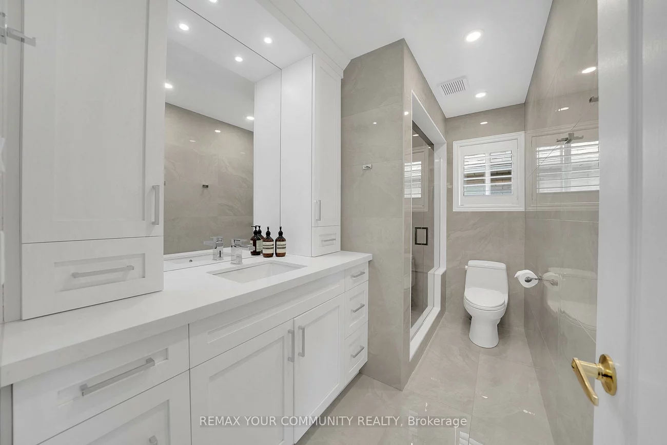127, Waterbury, Bolton East, Caledon